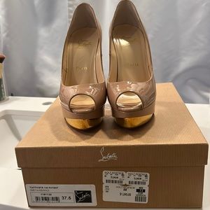 Christian Louboutin Nude/Gold size 37.5